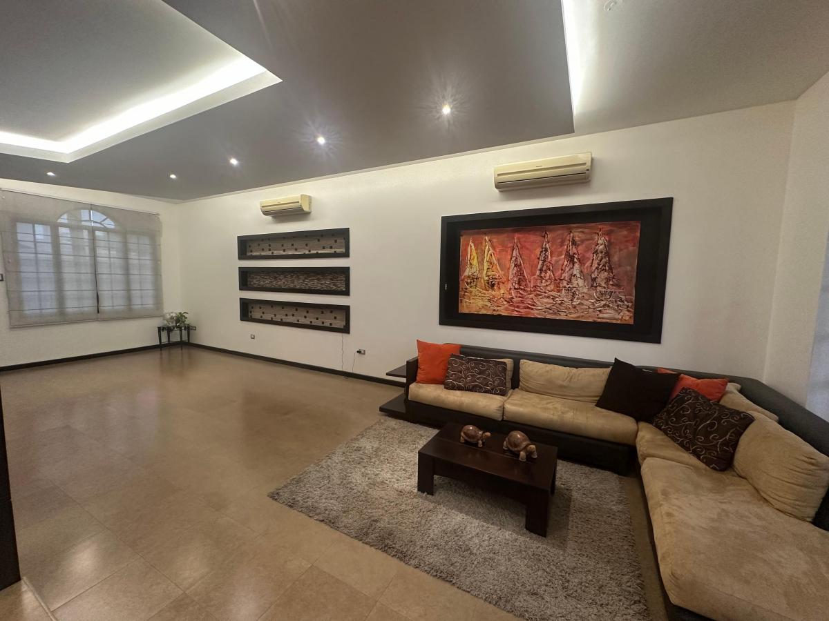 Venta Casa 5 Habitaciones, Piscina en Urb Aquamarina Vía Samborondón, Guayas — imagen 4
