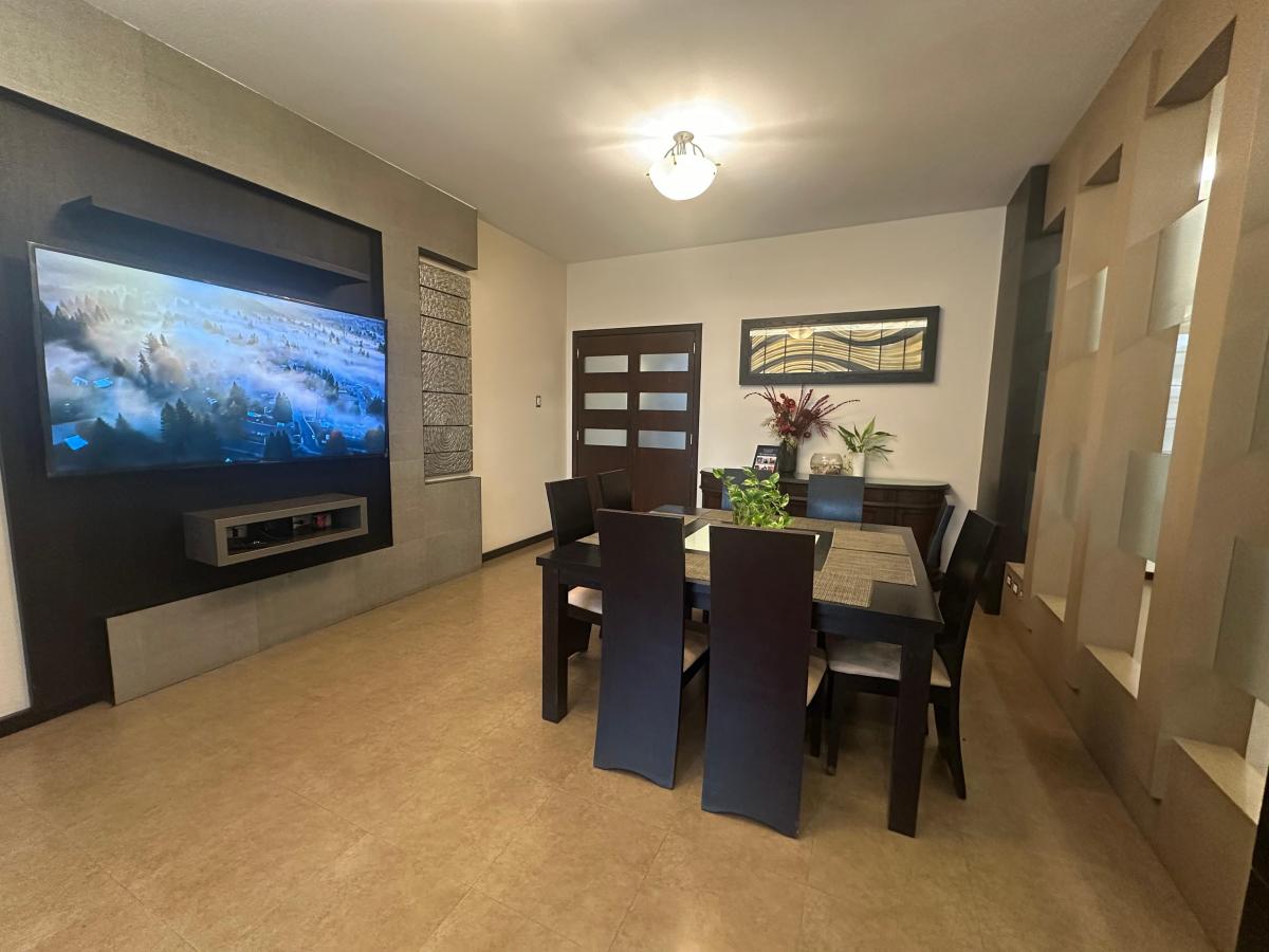 Venta Casa 5 Habitaciones, Piscina en Urb Aquamarina Vía Samborondón, Guayas — imagen 2