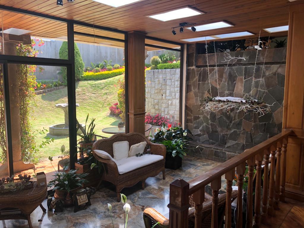 Amplia Propiedad con Terreno de 2000 m² - 700 m² de Construccion — imagen 10