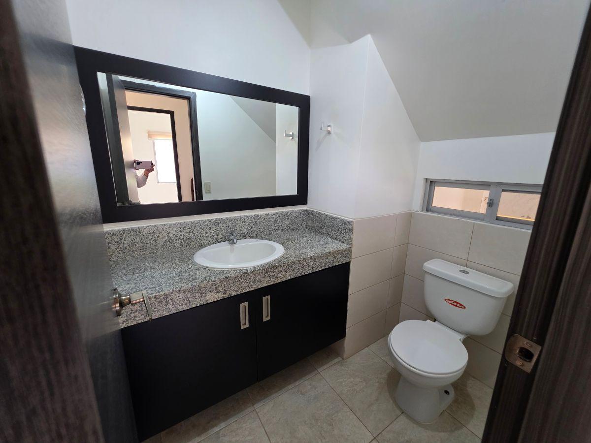 Casa en Venta 4 Dorm. - La Joya - Sector Aurora Daule, Guayas — imagen 8