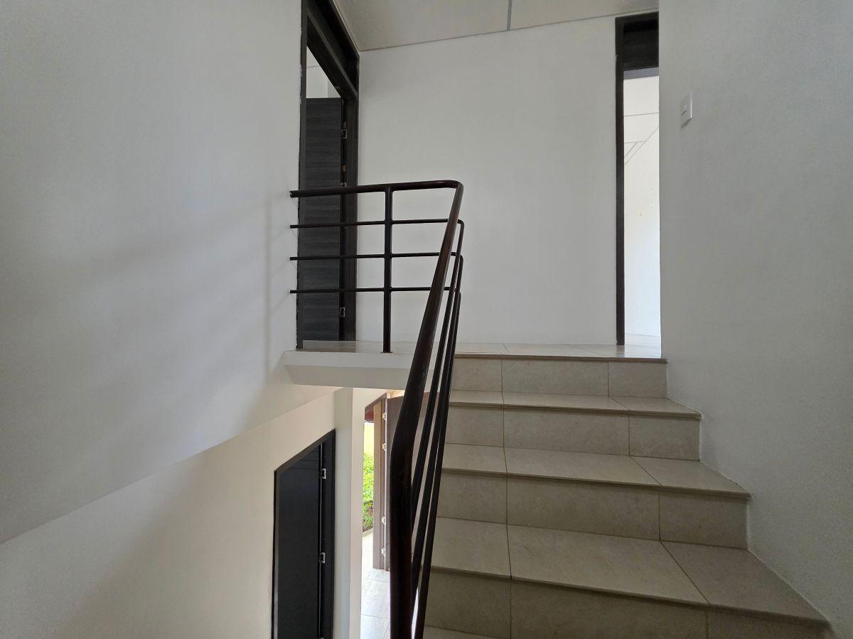 Casa en Venta 4 Dorm. - La Joya - Sector Aurora Daule, Guayas — imagen 6