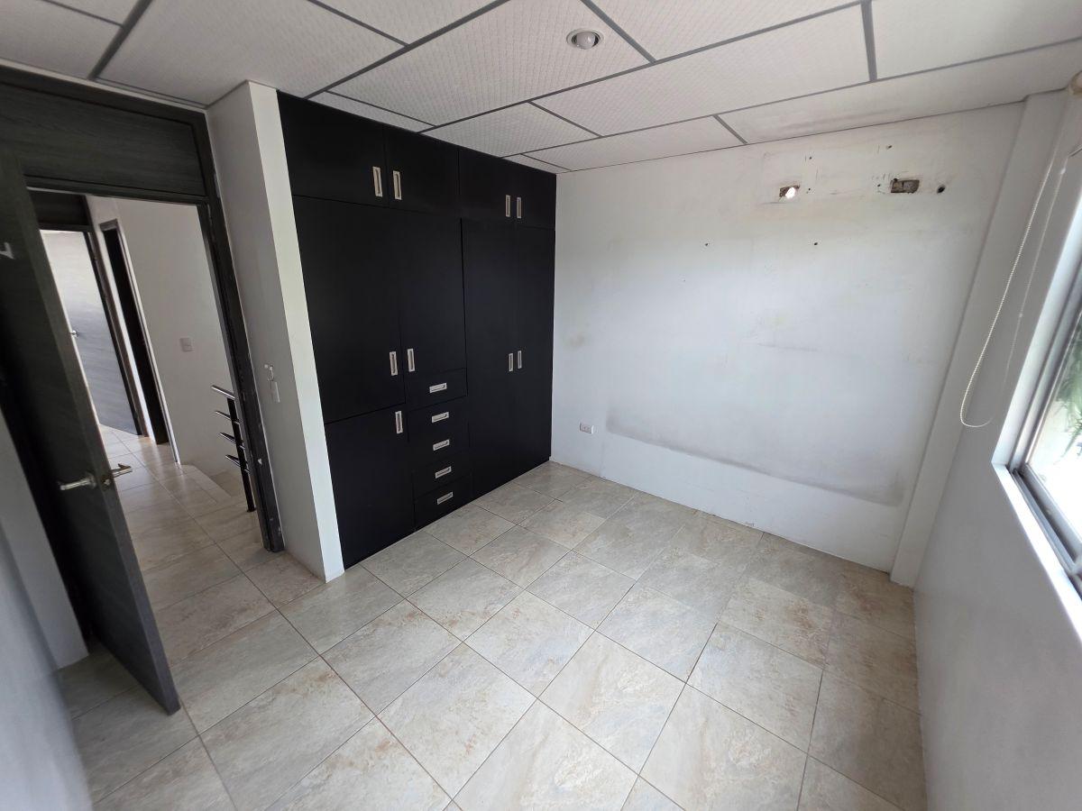 Casa en Venta 4 Dorm. - La Joya - Sector Aurora Daule, Guayas — imagen 5