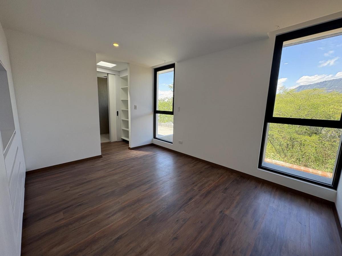 Venta Casa Dentro de Urbanización en Santa Rosa Nayon — imagen 6