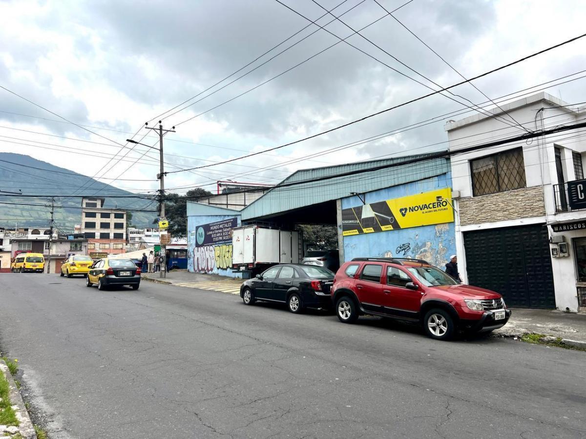 Mv - Sector Pintado, Av Mariscal Sucre en Venta Terreno Comercial 690,83 m² — imagen 8