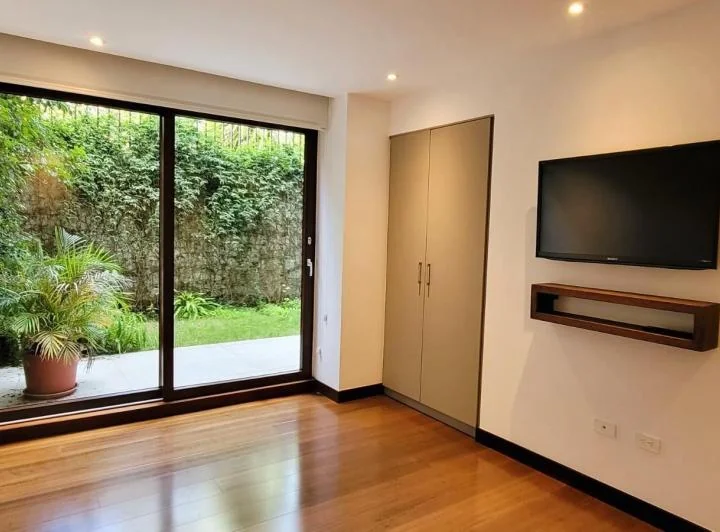 Venta Departamento 2 Dorm. 94 m² con Jardín y Terraza, Edfc. Syrah por Londoño Arq. Provincia de Pichincha — imagen 1