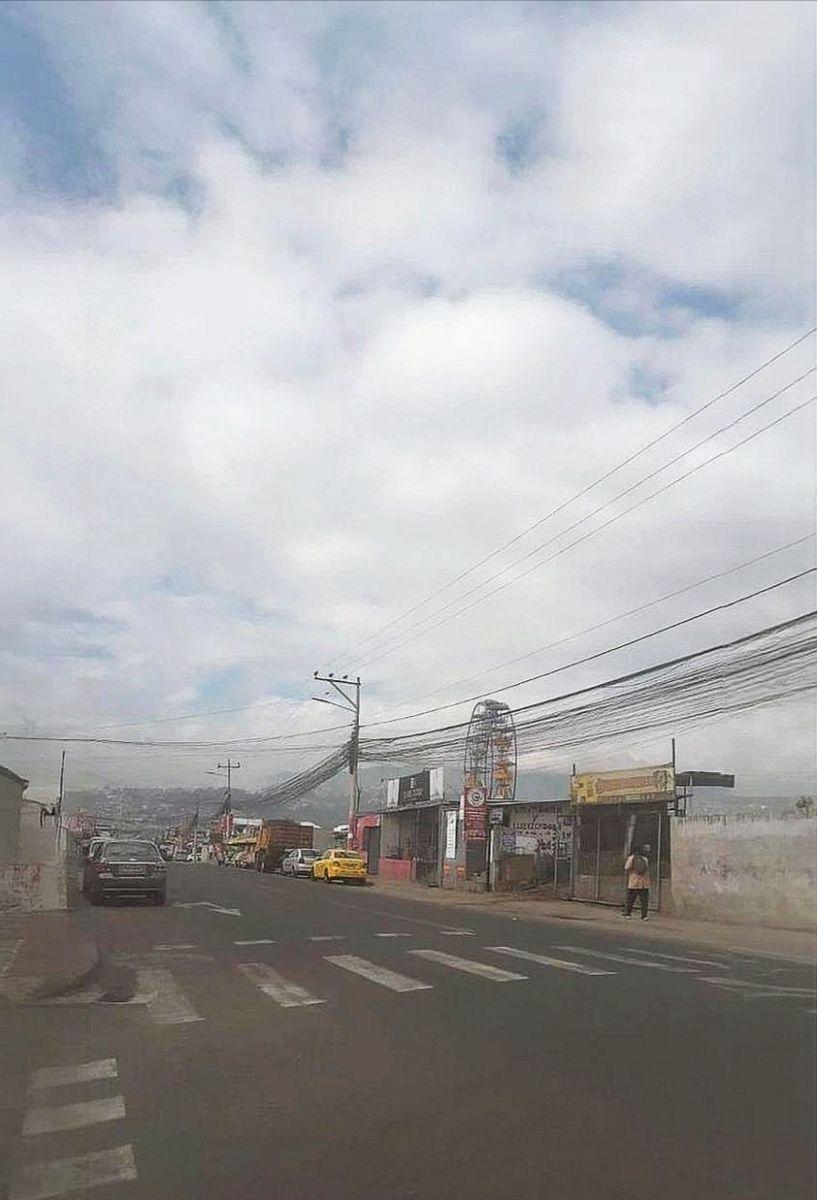 Terreno Comercial 13.000 m² Vía Principal Llano Grande, Norte de Quito — imagen 7
