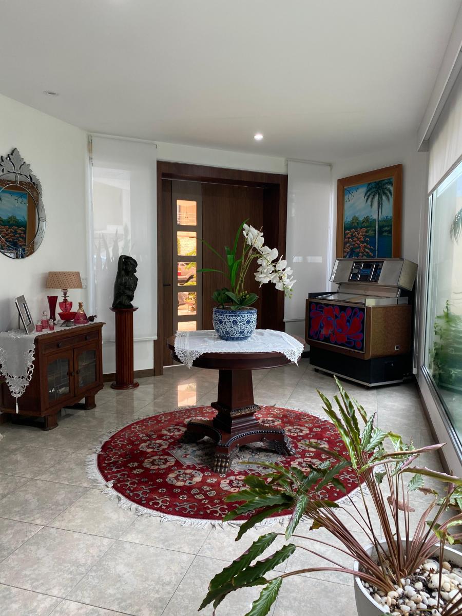 Casa con 4 Dorm. en Venta en Urb. Olympus, 512 m², Guayas — imagen 10