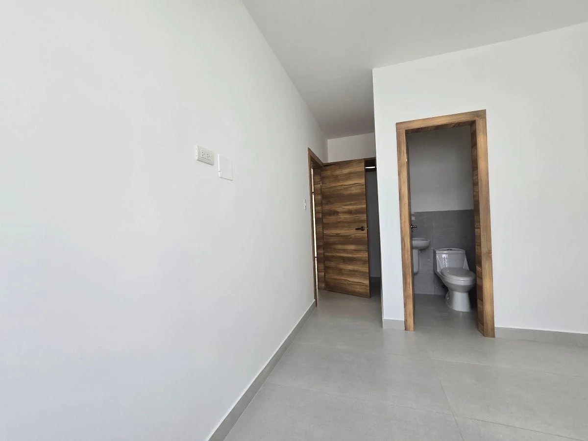 Vendo Casa en Urbanización San Antonio de Estreno, Guayas — imagen 6