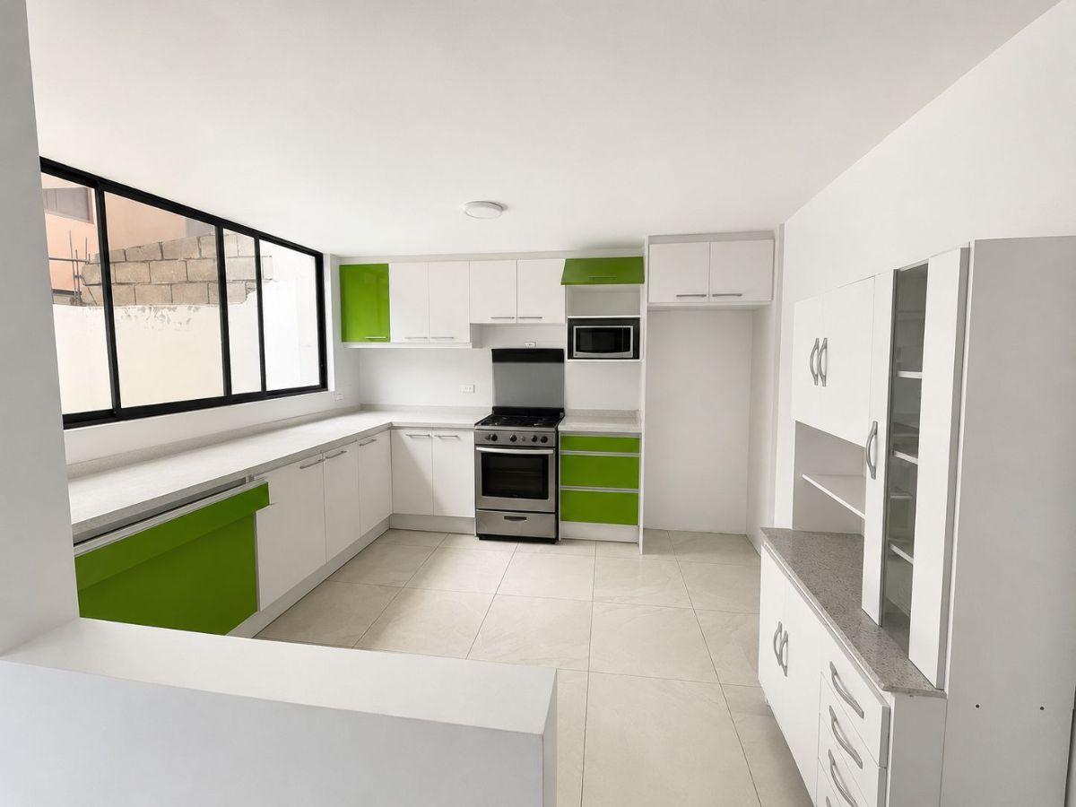 Vendo Casa de 100 m en Conjunto Seguro en Yaruqui — imagen 9