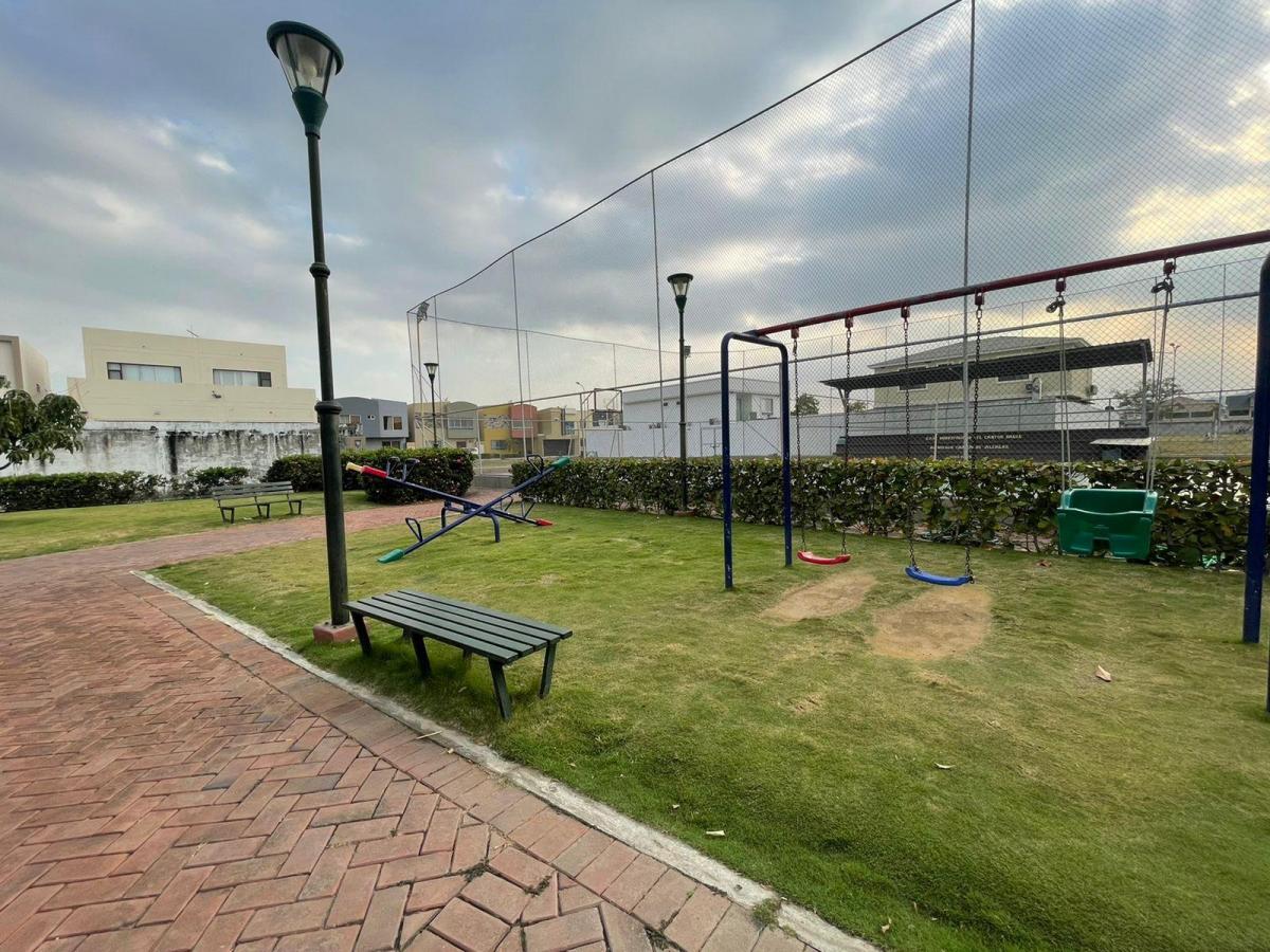 Porton del Rio, Vendo Villas de 3 y 4 Dorm., Guayas — imagen 9