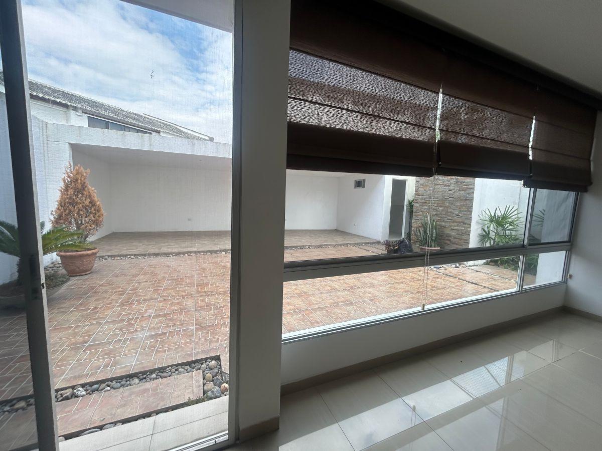 Se Vende Cómoda Casa en Puerto Azul, Guayas — imagen 4