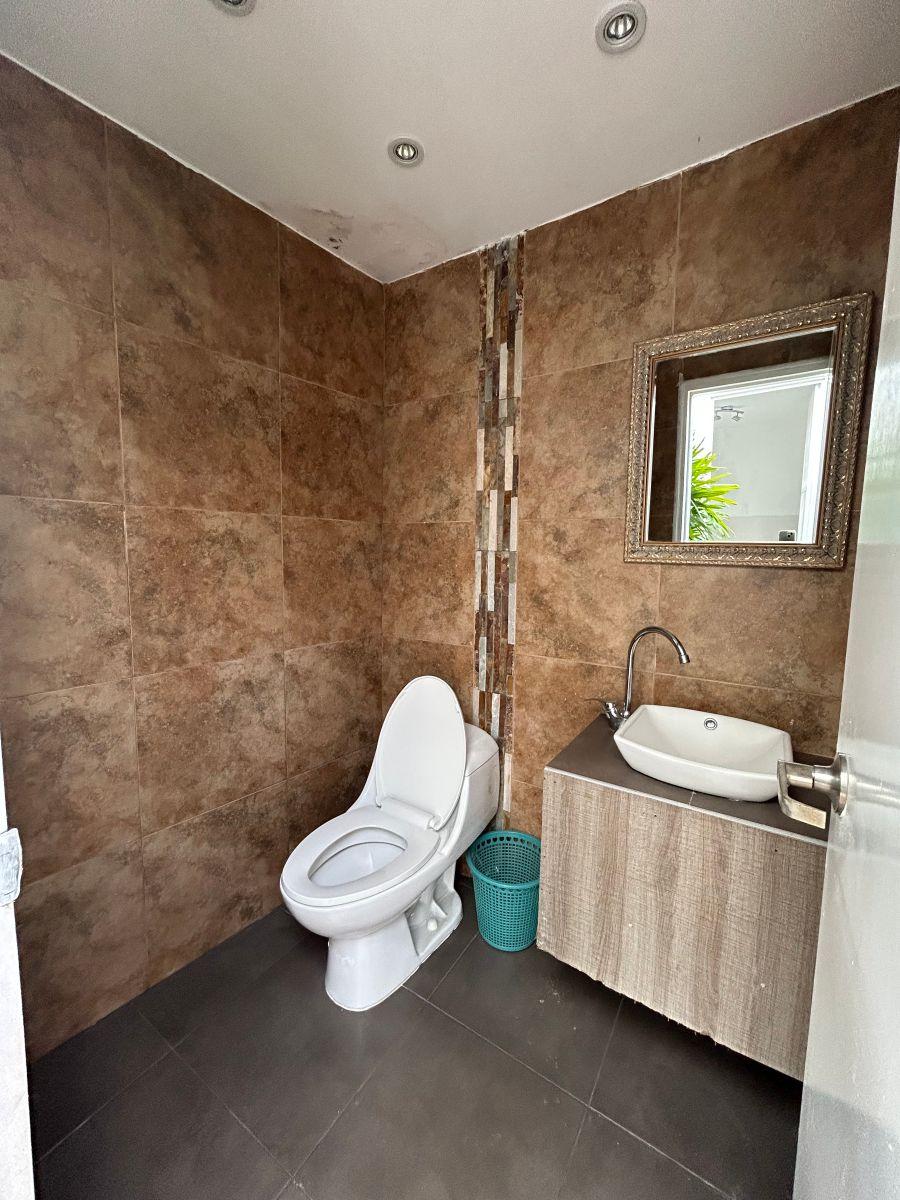 Se Vende Cómoda Casa en Puerto Azul, Guayas — imagen 3