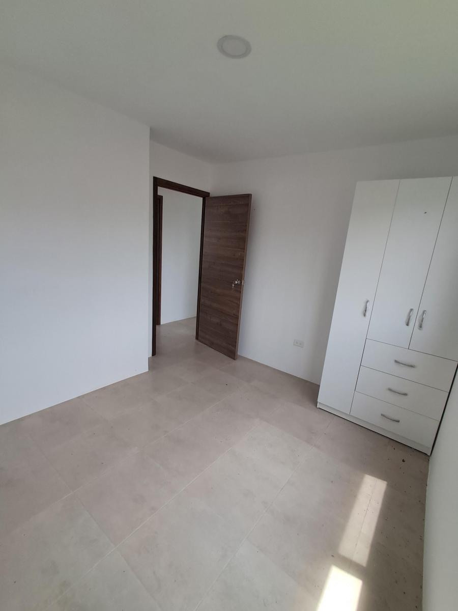 Casa por Estrenar de Venta en La Urbanización Los Prados, Vía a Salitre. Guayas — imagen 2