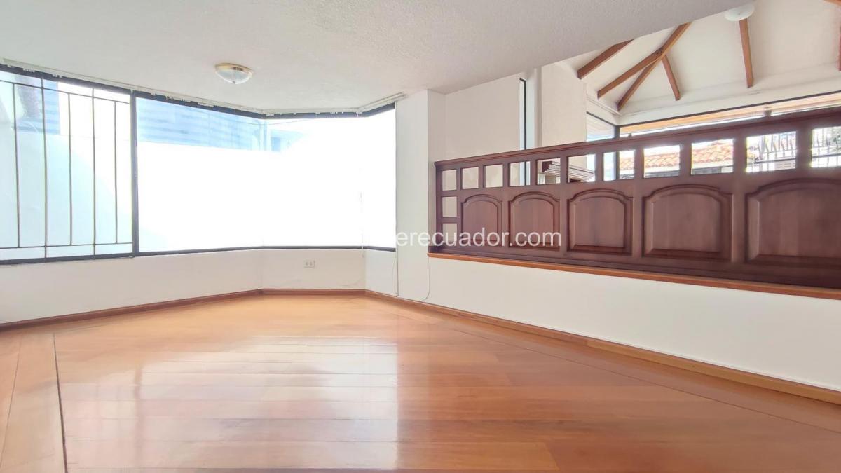Casa 4 Habitaciones| Urbanizaciónseguridad 24/7, Amplias Áreas Comunales, Variedad de Auto Servicios — imagen 4