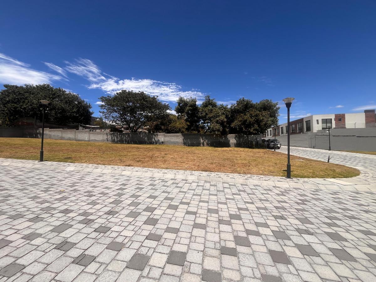 Terrenos de Venta en Puembo 401 m² Dentro de Urbanización — imagen 7