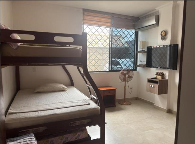 Rrr en Venta Casa con Piscina Para Inversión - Salinas: Genera $900/mes Desde El Día 1 — imagen 2