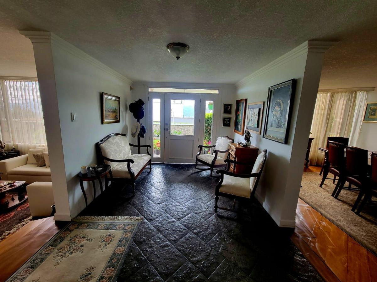 Amplia Casa en Venta San Juan de Cumbya — imagen 6
