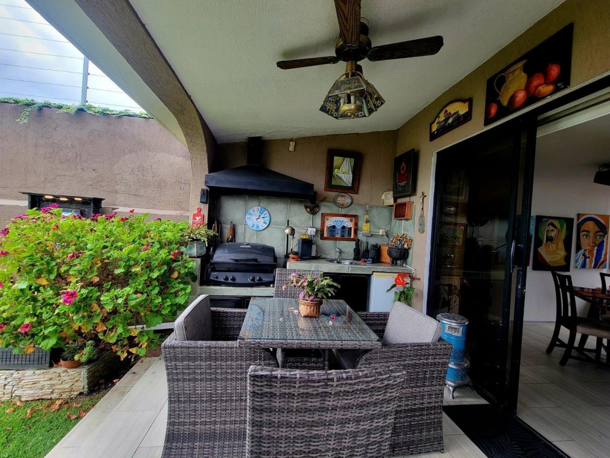 Amplia Casa en Venta San Juan de Cumbya — imagen 4