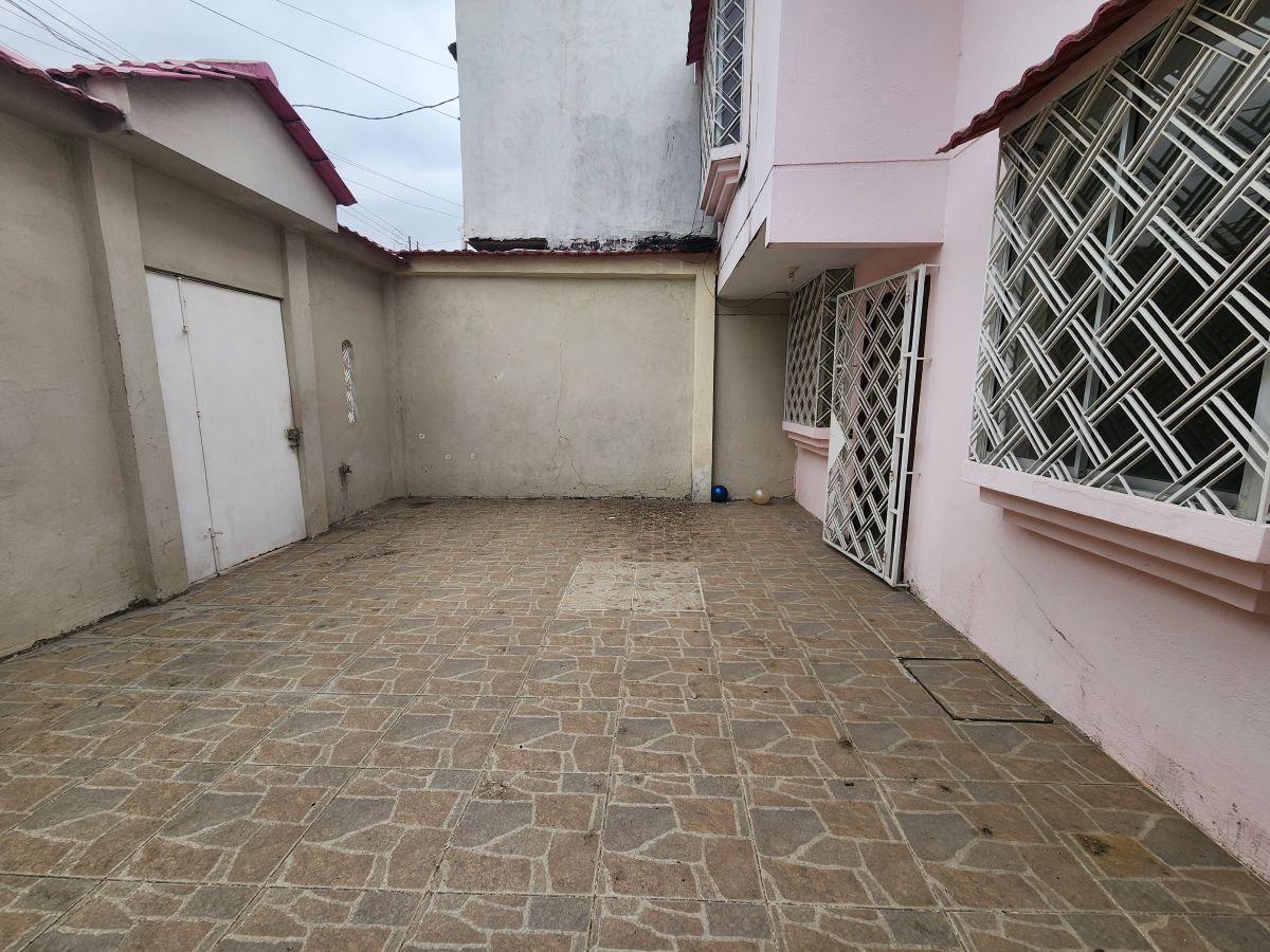 Vendo Mucho Lote 4, Casa de 84 m² con 3 Recámaras Acepto Biess, Guayas — imagen 7