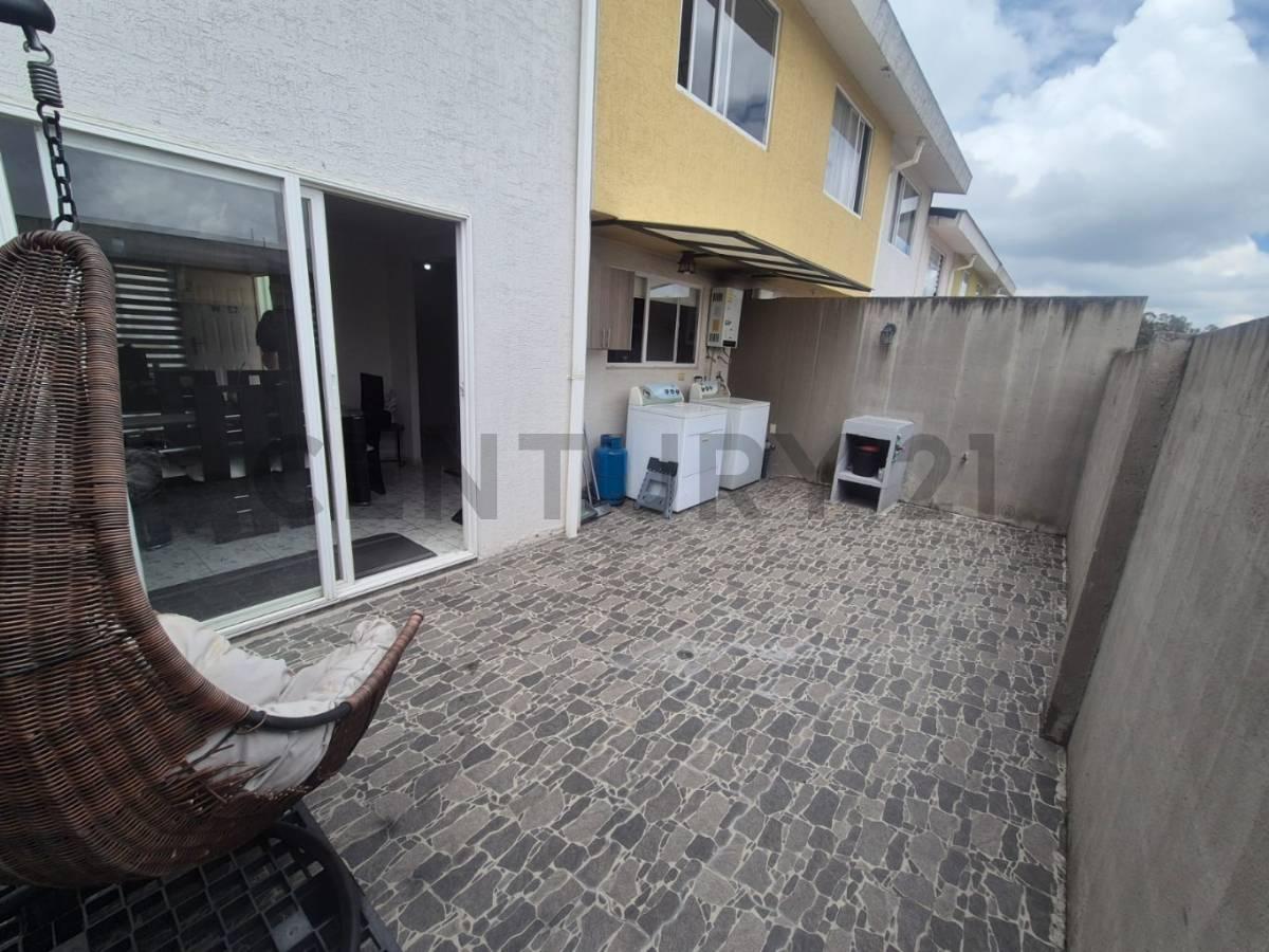 Casa de Venta en El Chamizal - Conocoto — imagen 2