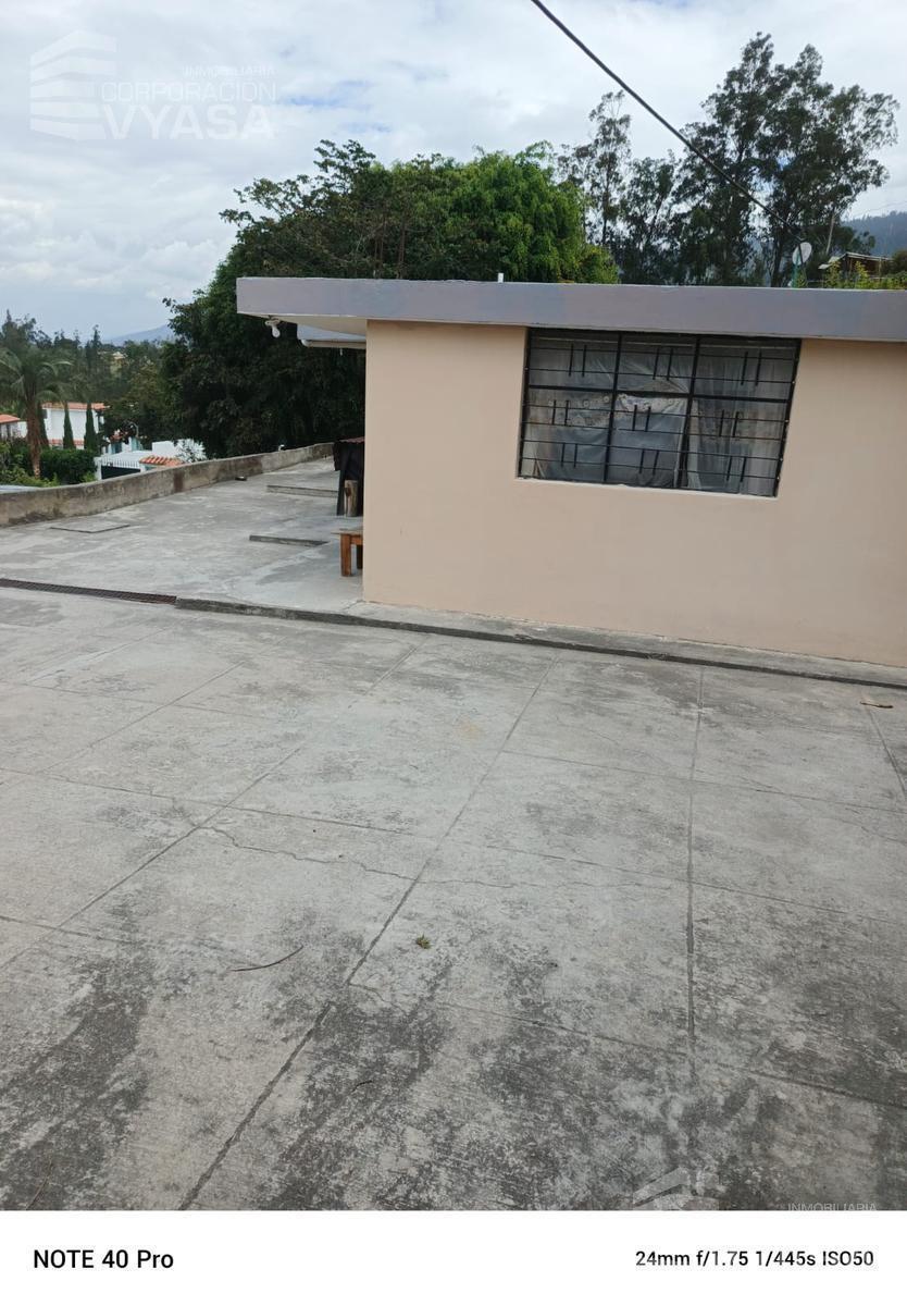 Nayón - Pedro Brunning, Amplio Terreno 928 m² con Casa de 100 m² — imagen 9