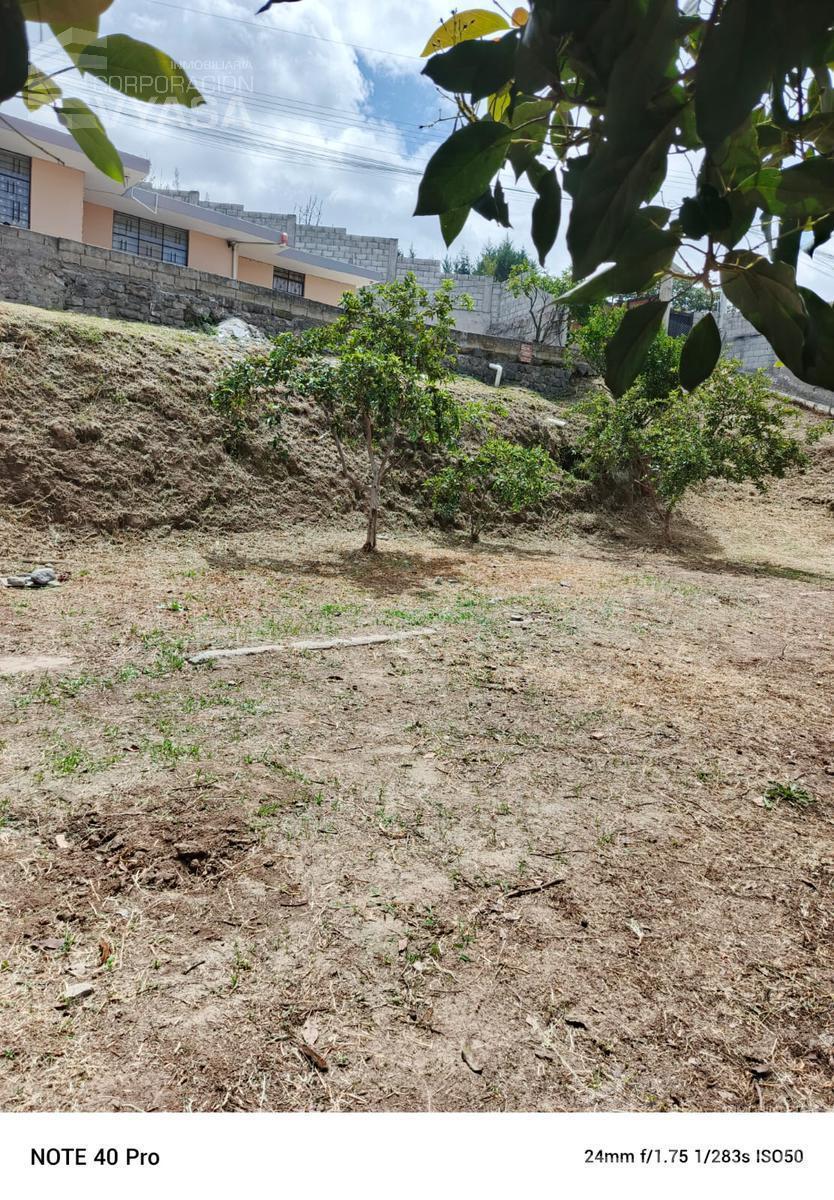 Nayón - Pedro Brunning, Amplio Terreno 928 m² con Casa de 100 m² — imagen 8