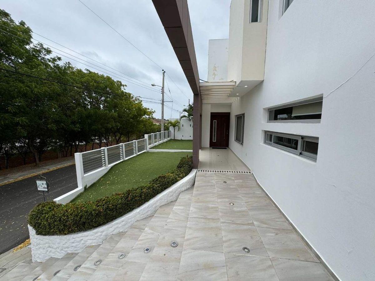 Casa de Venta en Manta Zona Sur Manta Beach, Manabí — imagen 9