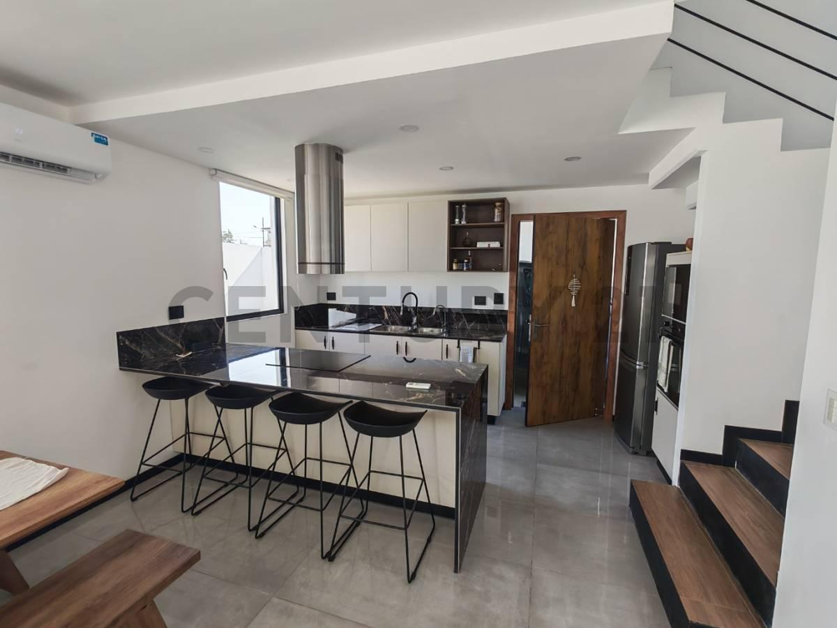 En Venta Bonita Casa, Sector Sur de Manta - Urb. Piamonte - Sector Los Gavilanes, Manabí — imagen 4