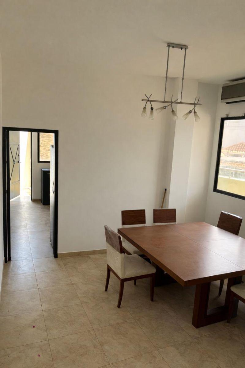 Alquiler Amplia Casa en Urb Las Cumbres, 4 Dorm., Patio con Terraza, 3 Parqueos Cerrados, Guayas — imagen 3