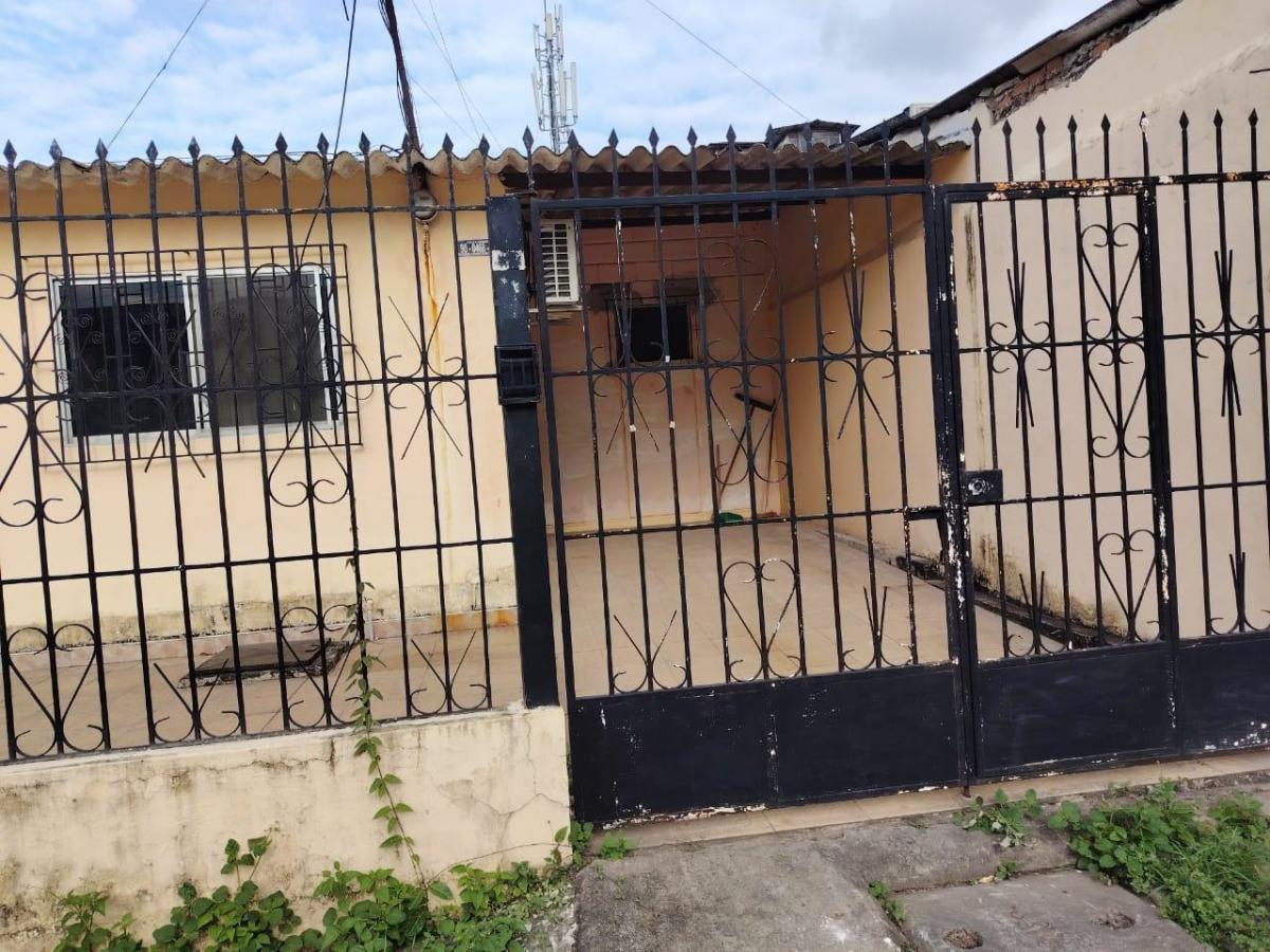 Vendo Villa de 190 m² de Terreno en La Alborada 10 Ma Etapa, Guayas — imagen 10