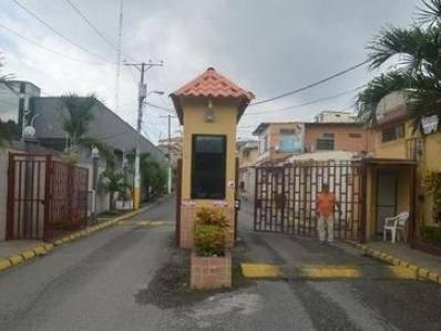 Vendo Terreno Esq Doble - Urb. Mirador del Norte (Jlr), Guayas — imagen 5