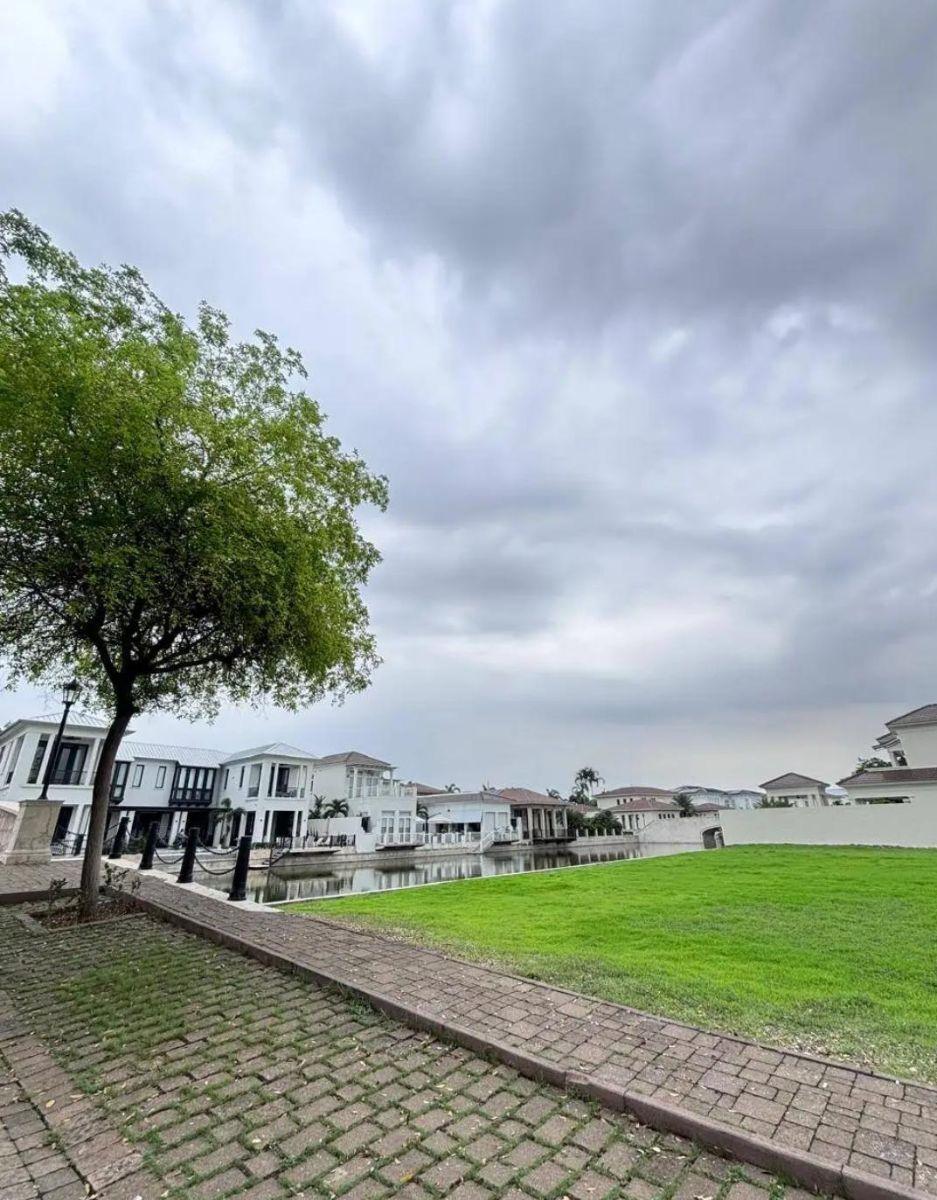 Lagos del Batan - Exclusivo Terreno Esquinero en Venta - Samborondon, Guayas — imagen 7