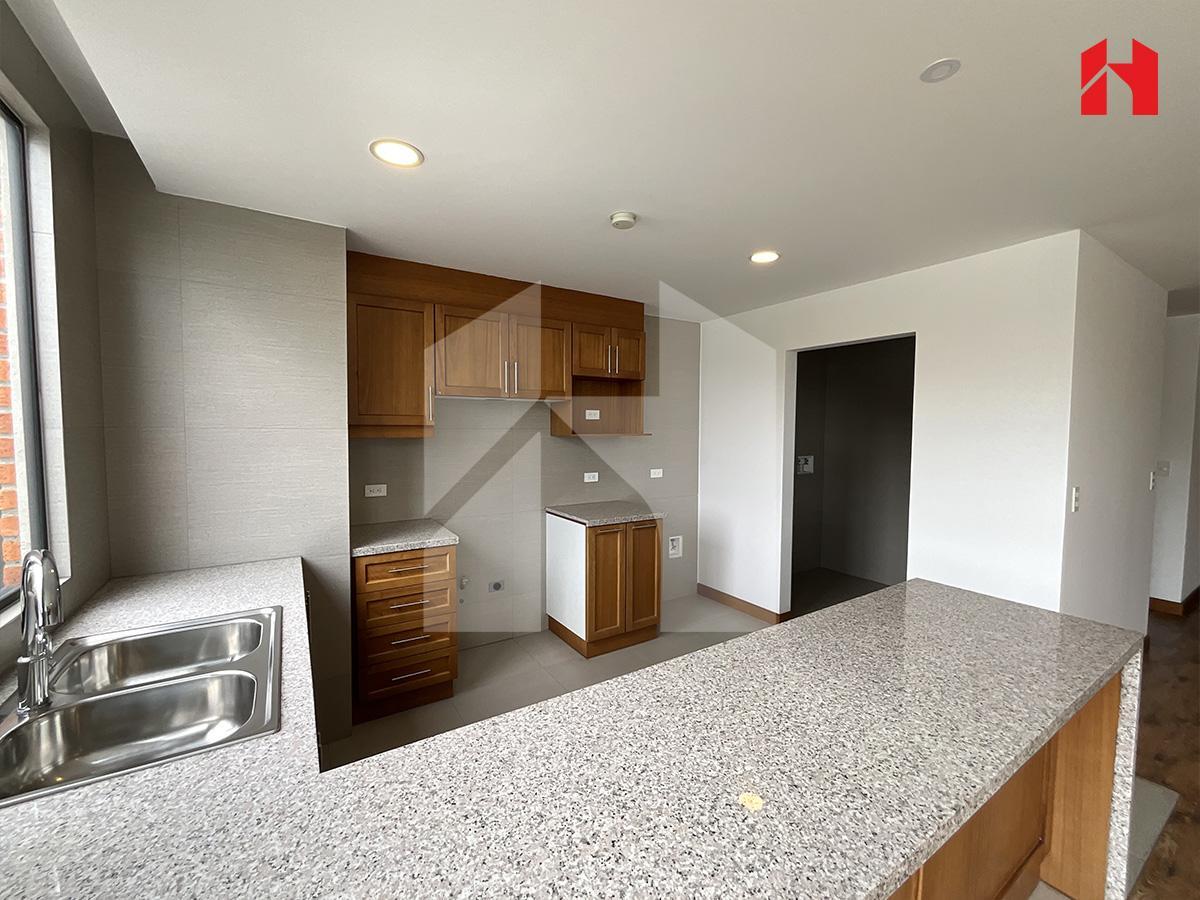 Vendo Departamento en Cuenca en El Sector de Los Tres Puentes (Dp2823), Azuay — imagen 9