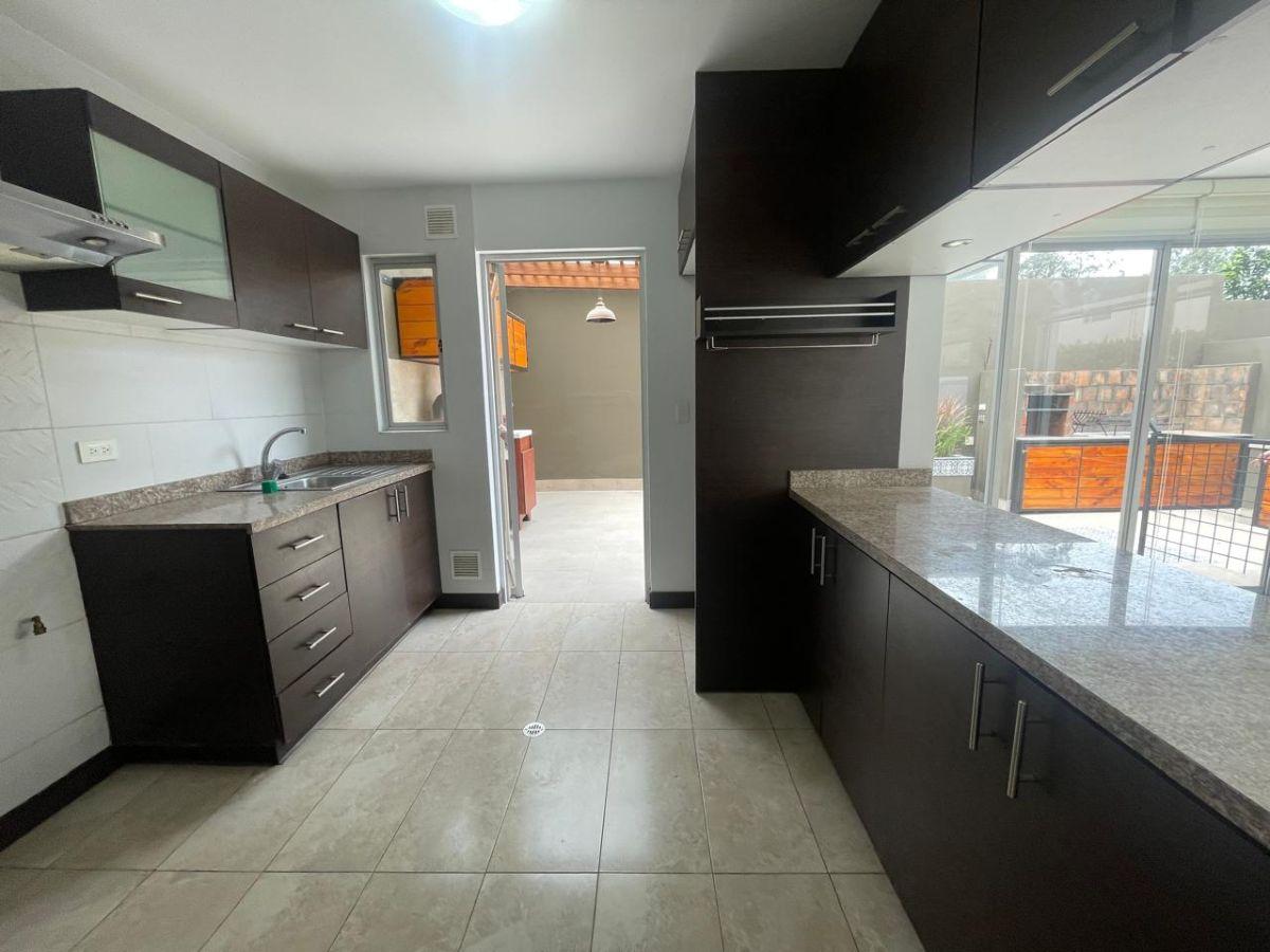 Casa de Venta Tumbaco, La Morita, Conjunto Privado, Moderna, Patio Bbq Interior — imagen 7