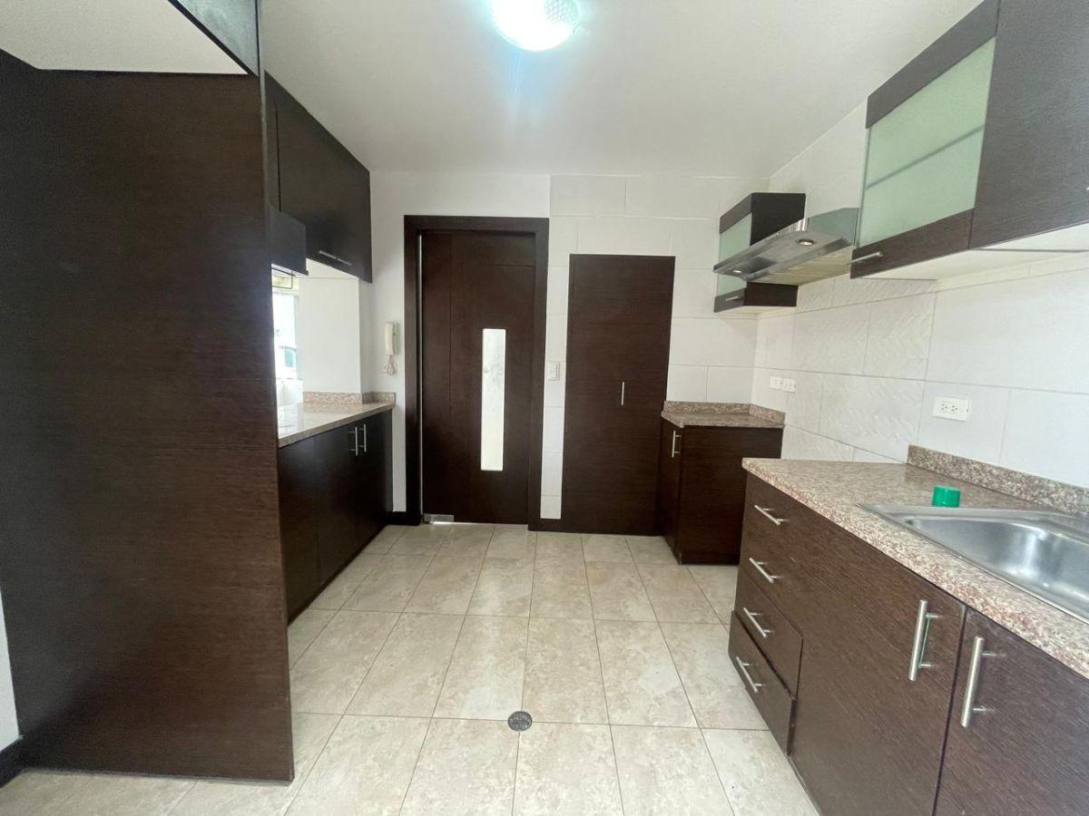 Casa de Venta Tumbaco, La Morita, Conjunto Privado, Moderna, Patio Bbq Interior — imagen 6