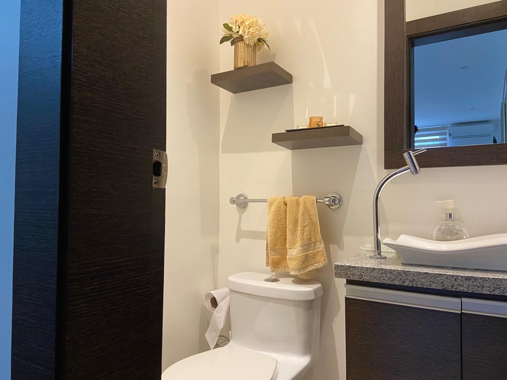 Vendo Hermoso y Moderno Departamento de 3 Dorm. con Moderno Ascensor, Guayas — imagen 6