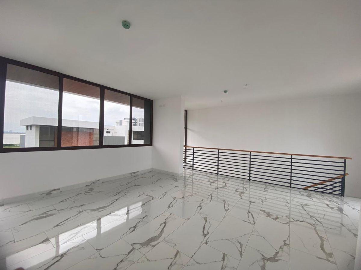 Casa en Venta en Mocolí Gardens | a - Berrones, Guayas — imagen 2