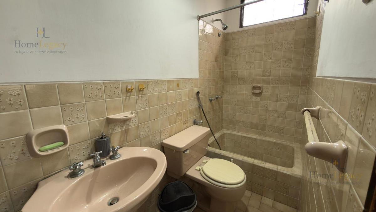 Venta de Casa en La Cdla. Alborada 6ta Etapa, Para Oficinas o Inversión Ae, Guayas — imagen 4