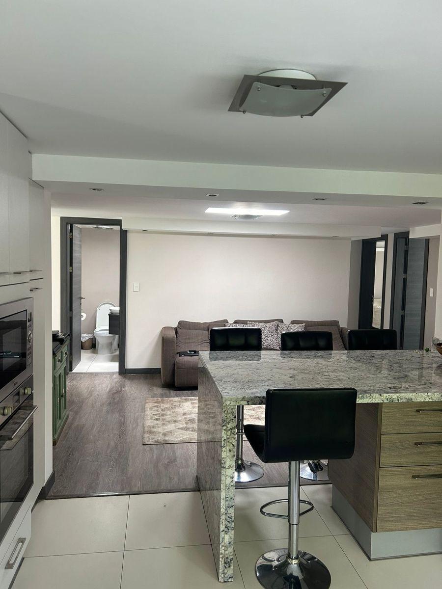 Casa de Una Sola Planta de 230 m Totalmente Remodelada — imagen 10