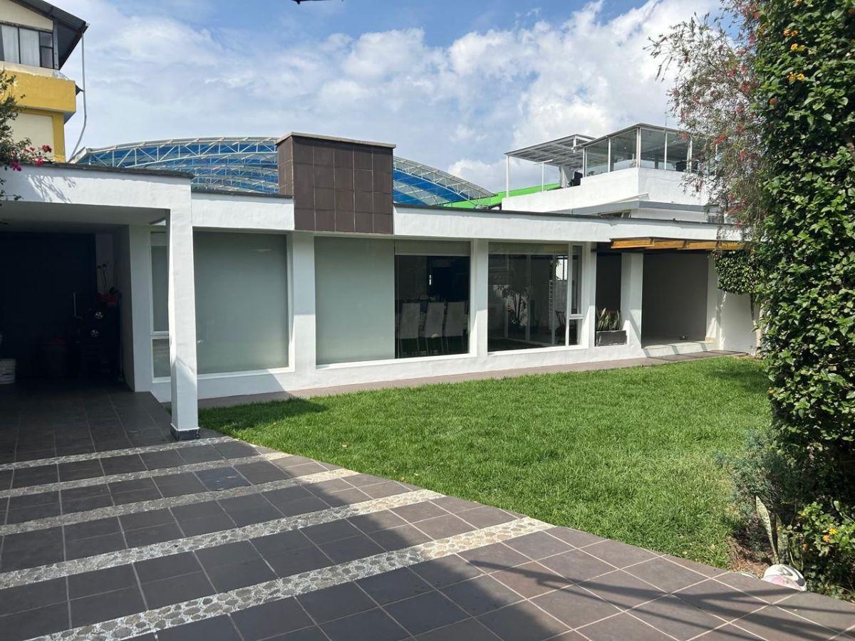 Casa de Una Sola Planta de 230 m Totalmente Remodelada — imagen 8