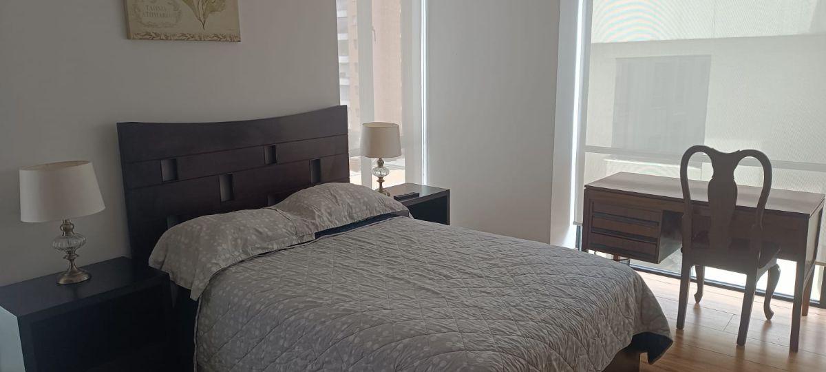 Arriendo Suite Amoblada/piscina y Gimnasio/ Gonzalez Suarez — imagen 4