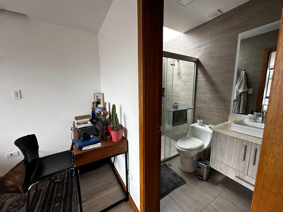 Se Vende Casa Dentro de Conjunto Sector Tumbaco — imagen 7