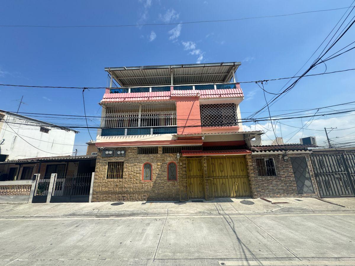 Venta de Casa Multifamiliar o Rentera en Samanes 2, Guayas — imagen 10