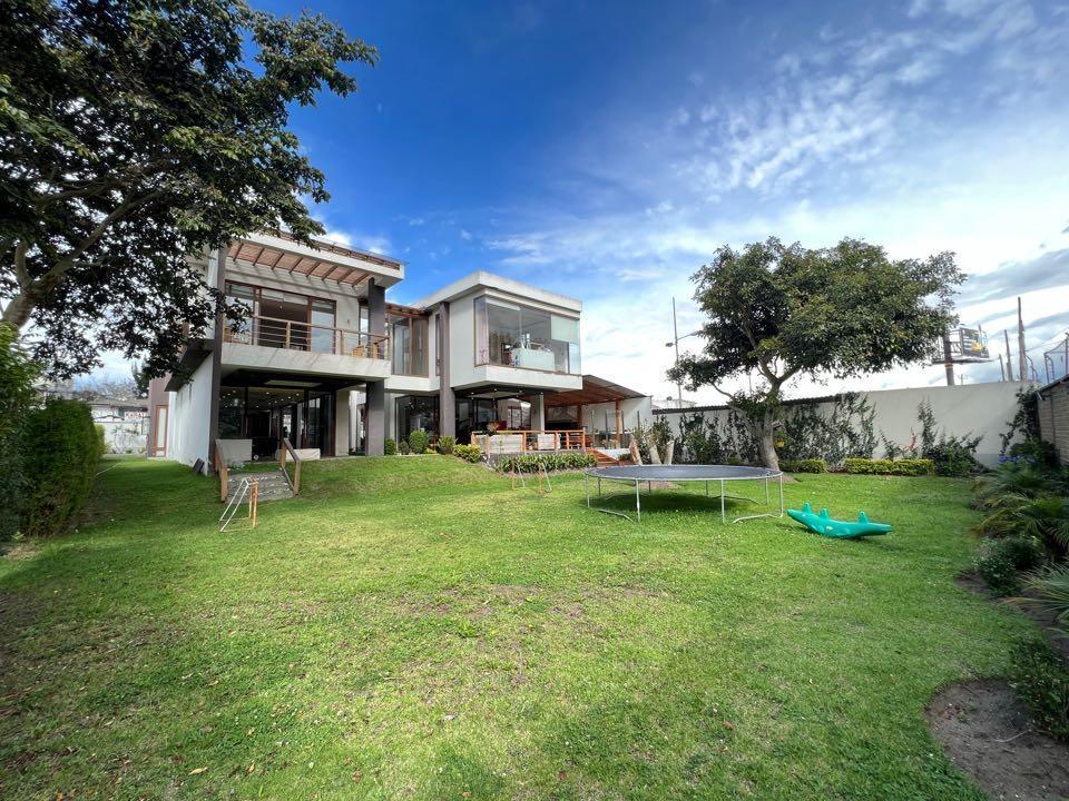 Oportunidad Venta Hermosa Casa 4 Dorm. Calderón Lujo — imagen 9