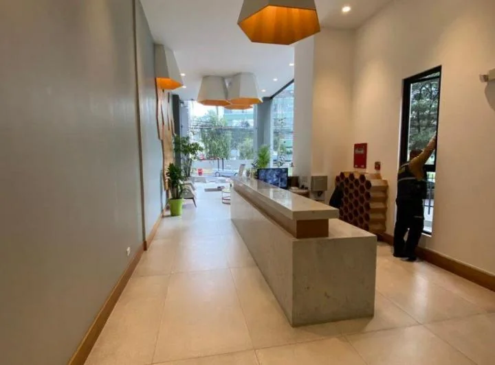 Swissotel, 12 de Octubre, Vendo Lindo Departamento 2 Dorm. 90 m² Amoblado! Edificio Moderno. Provincia de Pichincha — imagen 1