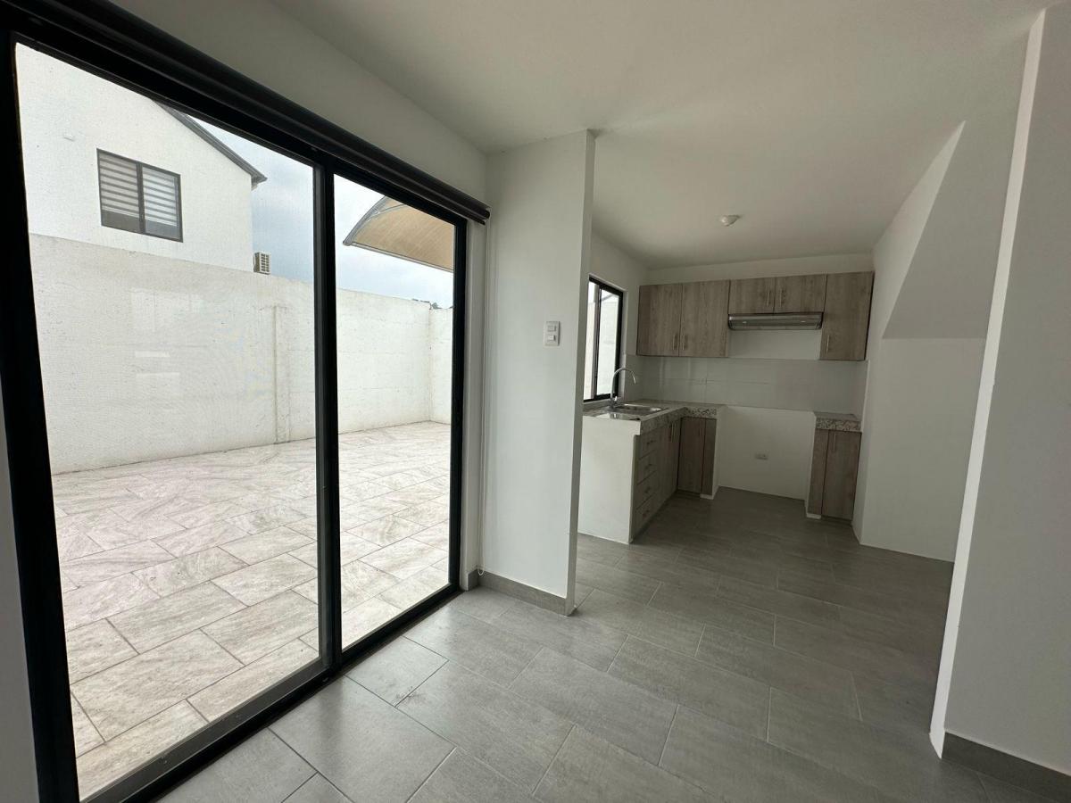 Venta de Casa Esquinera de Estreno en Valle Norte - Via a Salitre/aurora (Jp), Guayas — imagen 7