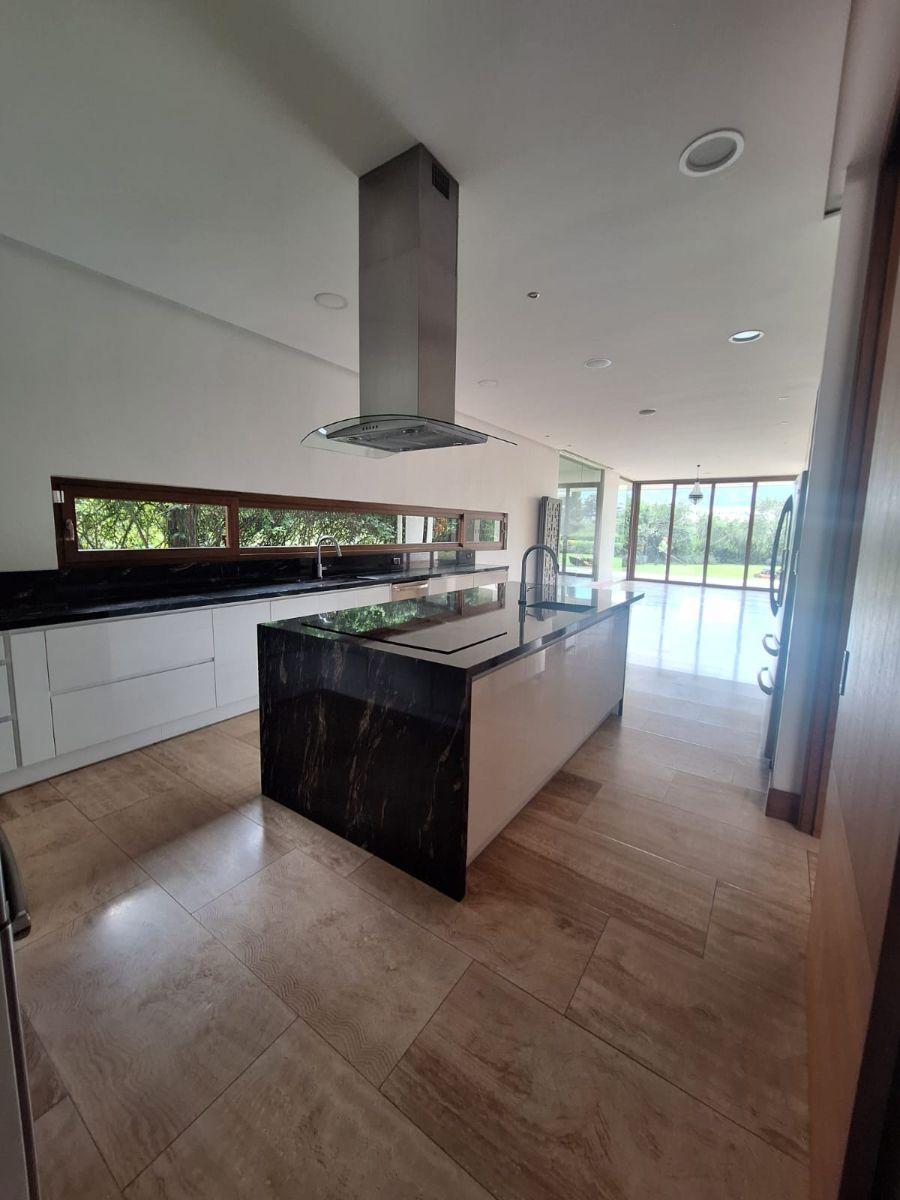Venta Casa de Lujo Tumbaco Sector La Viña — imagen 10