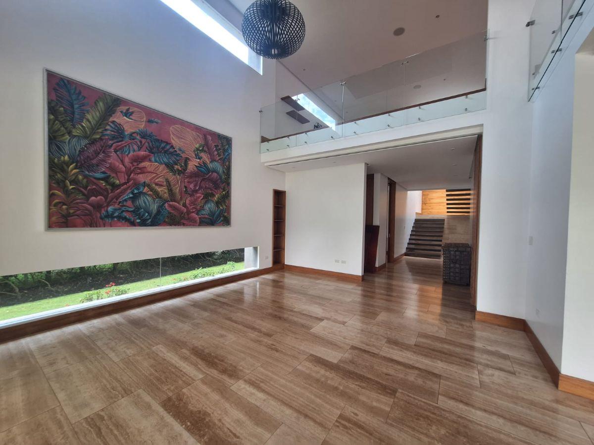 Venta Casa de Lujo Tumbaco Sector La Viña — imagen 8