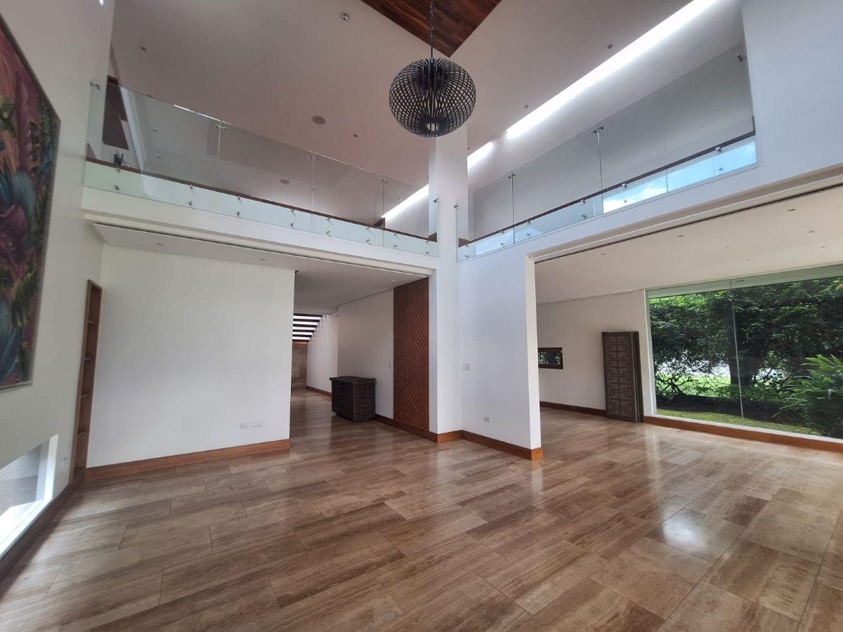 Venta Casa de Lujo Tumbaco Sector La Viña — imagen 7