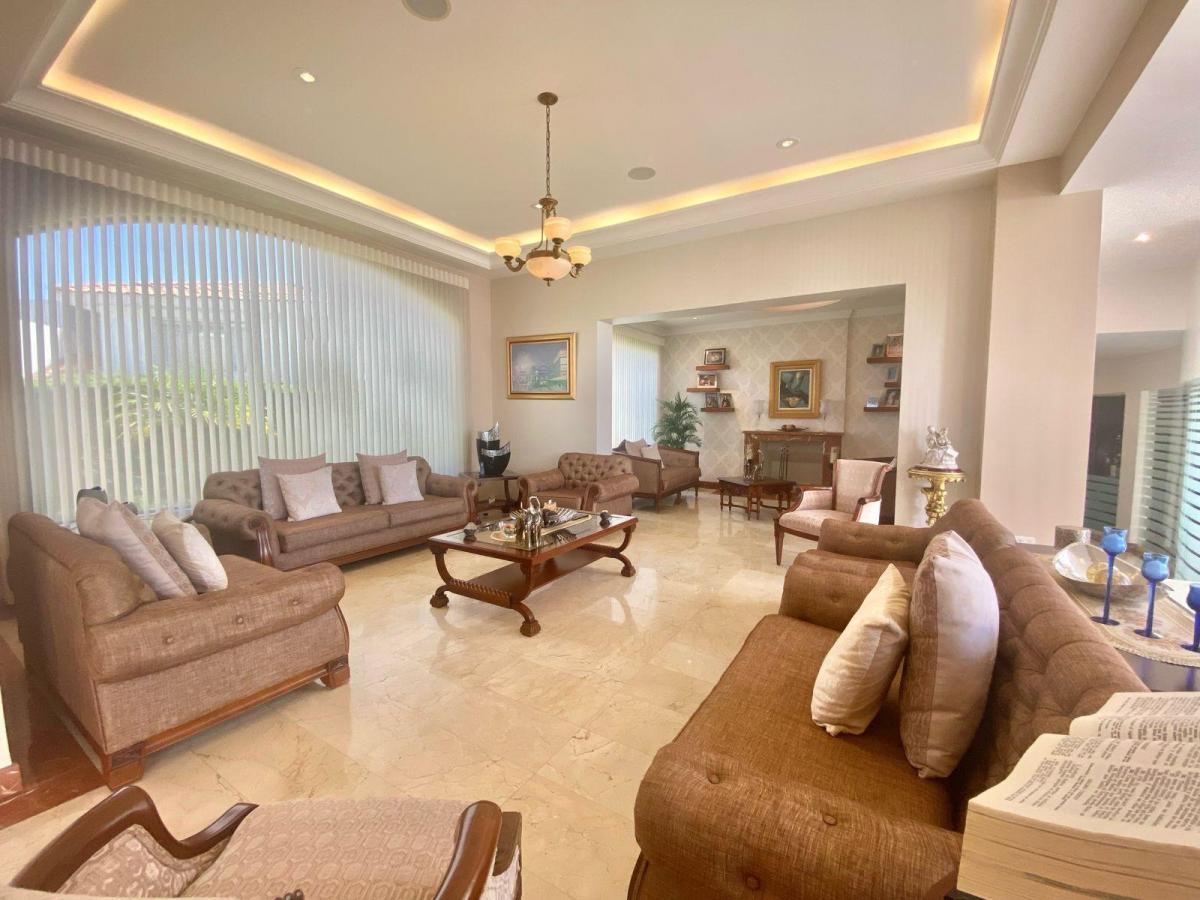 Mga / Venta Casa de Lujo en Cumbaya — imagen 10